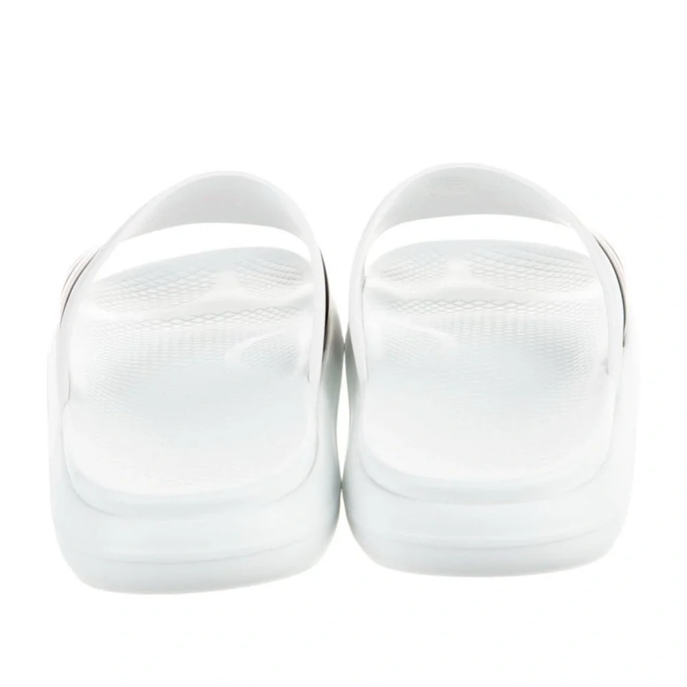 NWT Gucci White Slides with Bold Stripes US 6